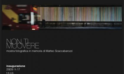 Non ti muovere: la mostra fotografica in ricordo di Matteo Scaccabarozzi