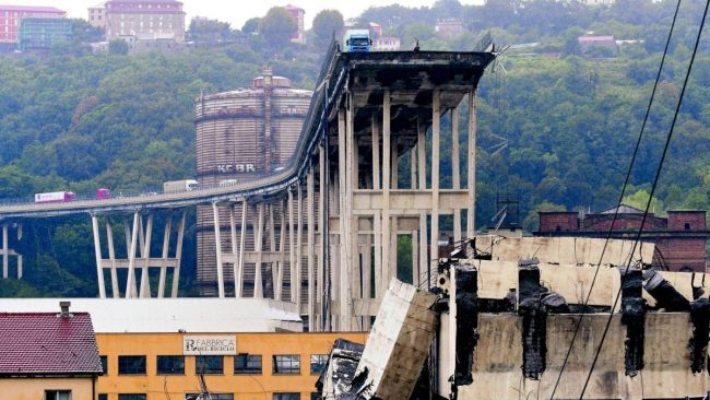 Crollo del Ponte Morandi, un anno dopo: oggi alla commemorazione l’assessore lombardo Bolognini