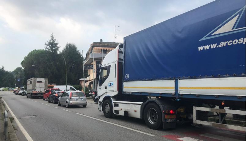 Ponte di Paderno chiuso: la situazione del traffico FOTO E VIDEO