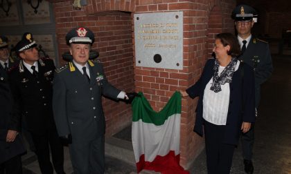 Inaugurata a Lecco la targa per i Finanzieri caduti in guerra ed in pace