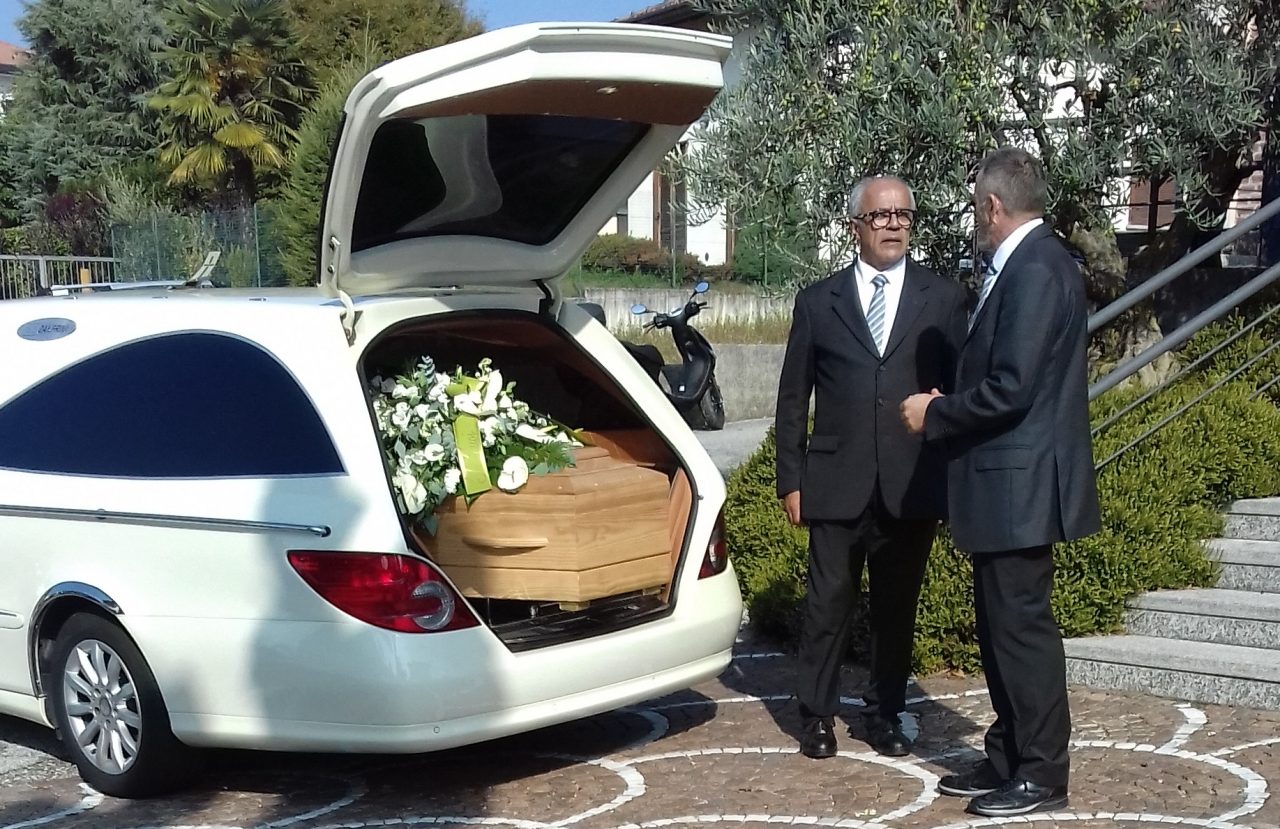 Pastore trovato morto i funerali