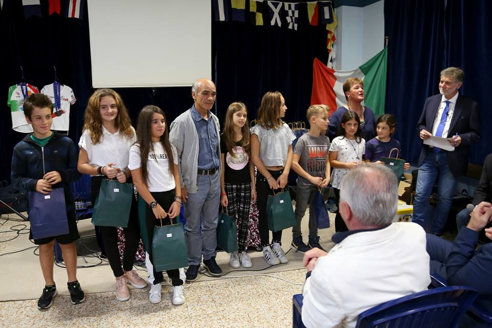 I GIOVANISSIMI ESORDIENTI PREMIATI DA RICCI