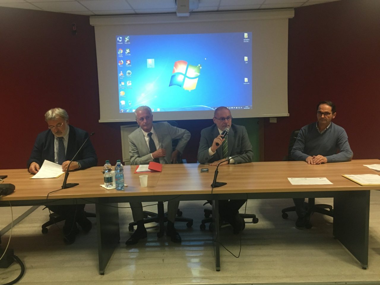 Procuratore, forze dell’ordine e veterinari al convegno sui reati contro gli animali