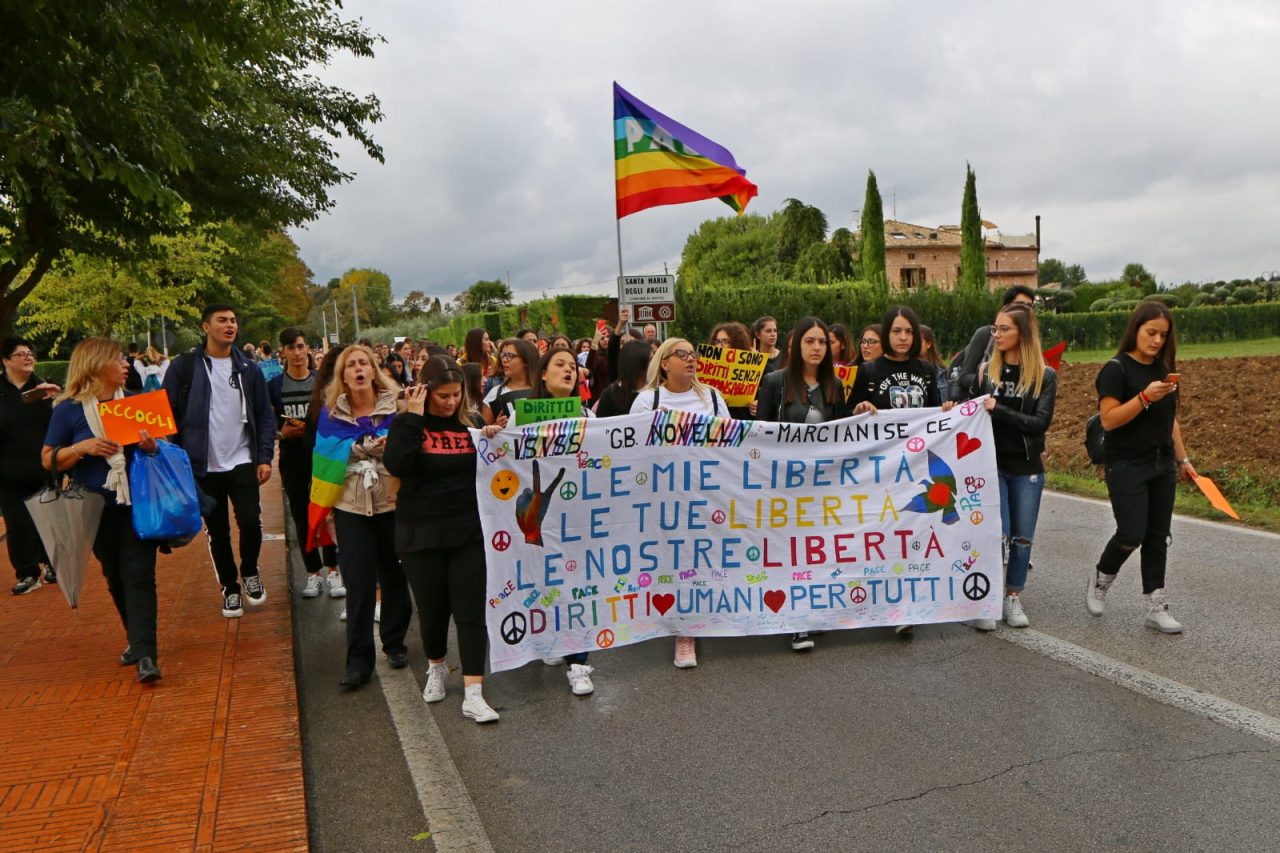 Marcia della Pace presente il gruppo della Colombina TUTTE LE FOTO