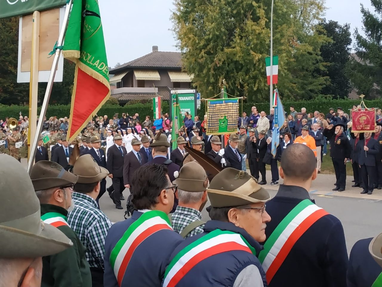 Alpini lecchesi al raggruppamento di Mariano FOTO