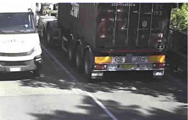 Ponte di Trezzo verso lo stop ai mezzi pesanti