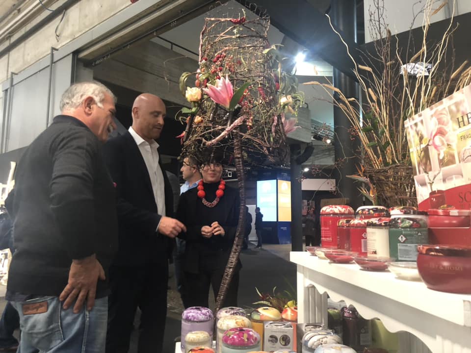 A Lariofiere ospite speciale Rudy Zerbi tra selfie e racconti FOTO