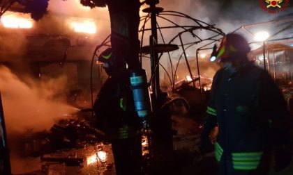 Ristorante "La Puntina" distrutto dalle fiamme FOTO