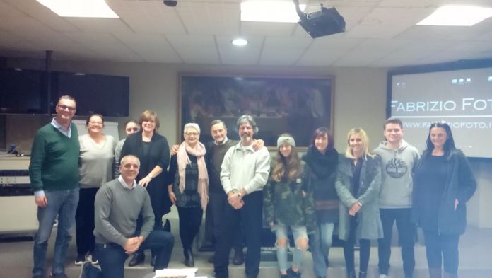 6a edizione del corso di fotografia, adesioni di minorenni e genitori