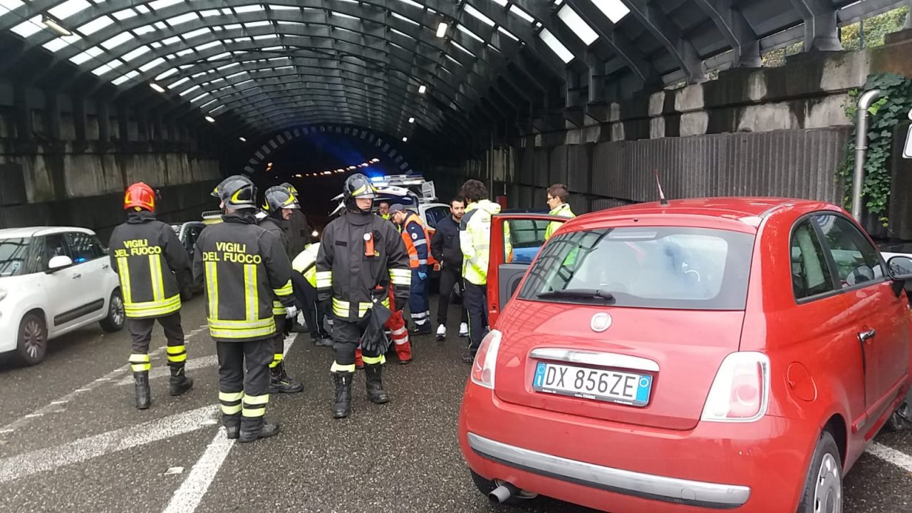 Incidente in superstrada, direzione Lecco-Ballabio