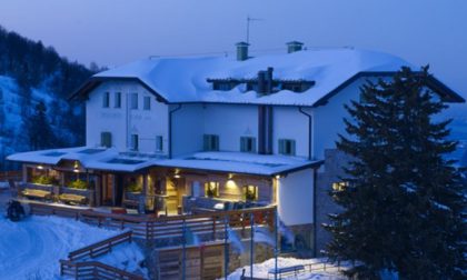 Sotto la neve, citando Vasco... per riaprire il rifugio VIDEO