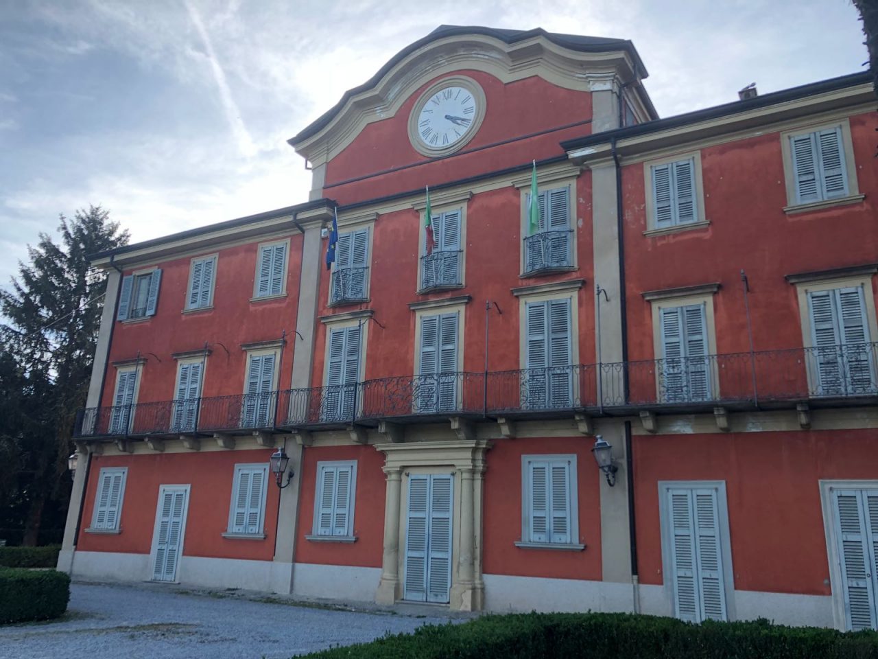 Villa Sacro Cuore, volantino alle famiglie con le ragioni dell’investimento