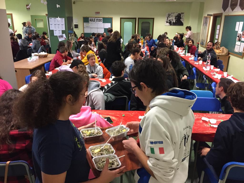 Liceo Leopardi di Lecco in campo per Avsi FOTO E VIDEO