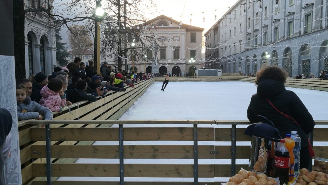 Domani alla pista di pattinaggio di Lecco è la giornata dei nonni