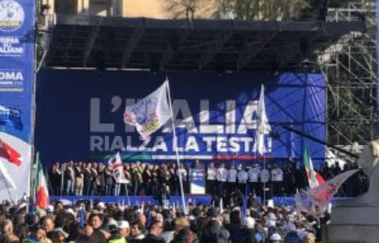 Brianzoli in piazza con Salvini che scrive al Giornale di Merate: “Più poliziotti e pompieri per la sicurezza di tutti”