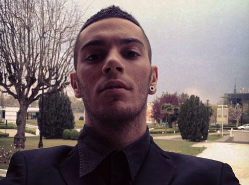 Emis Killa sulla tragedia al concerto di Sfera Ebbasta “Diffondere i giusti messaggi spetta anche a noi artisti”