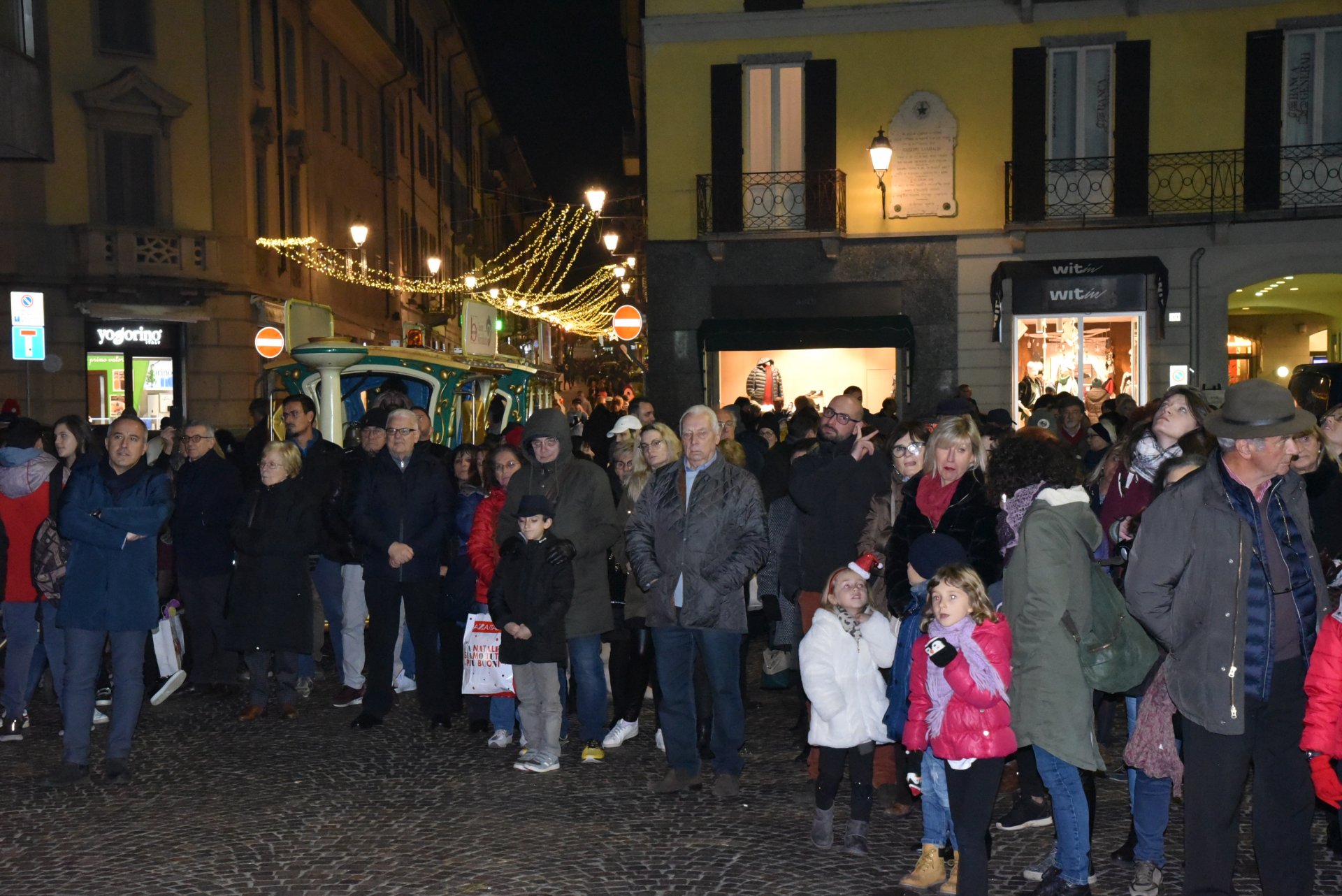 accensione_albero_Natale_Lecco_2018 (15)