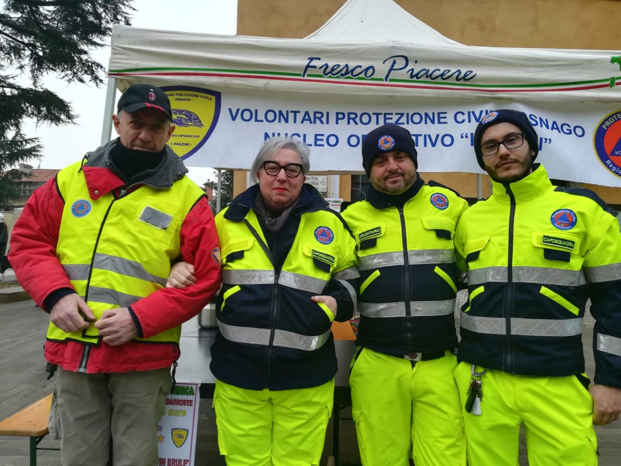 Mercatini di Natale in piazza a Osnago FOTO