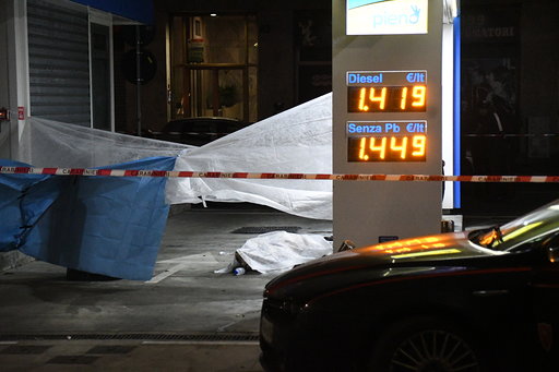 Si cosparge di benzina e si dà fuoco, morto carbonizzato FOTO E VIDEO