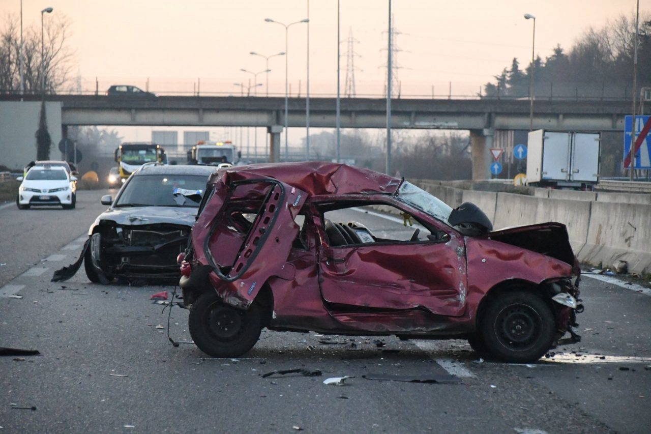 Incidente in Milano Meda: ecco il video che mostra il momento dello schianto
