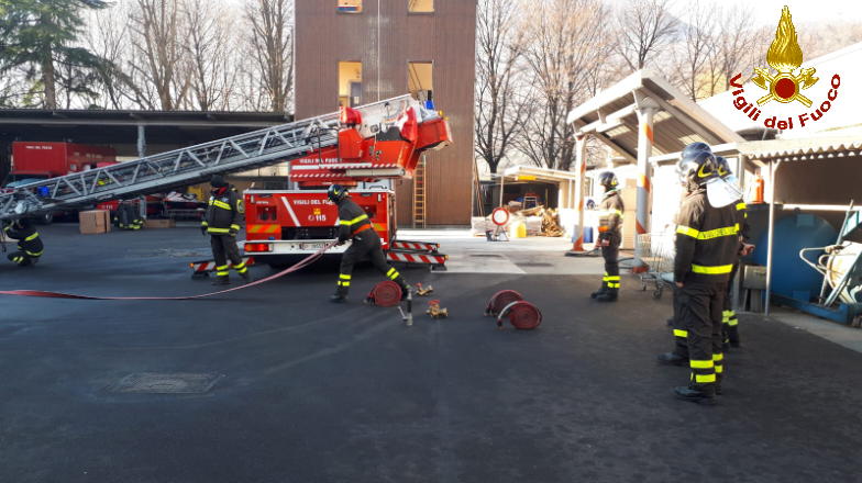 Nuovi esami per gli aspiranti Vigili del Fuoco di Lecco FOTO
