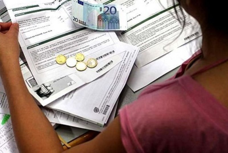 Bolletta elettrica più salata di 800 euro in un anno: l’allarme di Confartigianato Lecco