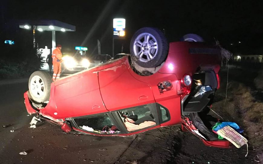 Paura per un’auto ribaltata sulla Provinciale FOTO