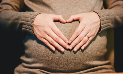 Appello del vicepresidente Moratti alle donne in gravidanza: "Vaccinatevi"