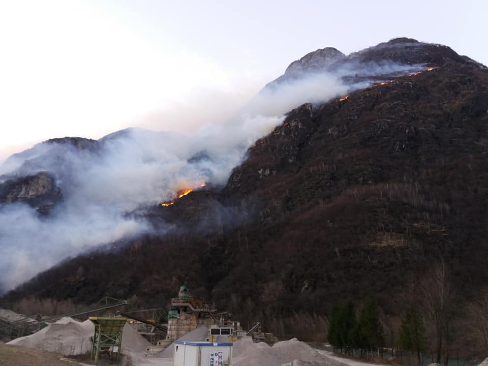 Antincendio: dalla Regione fondi per le squadre lecchesi