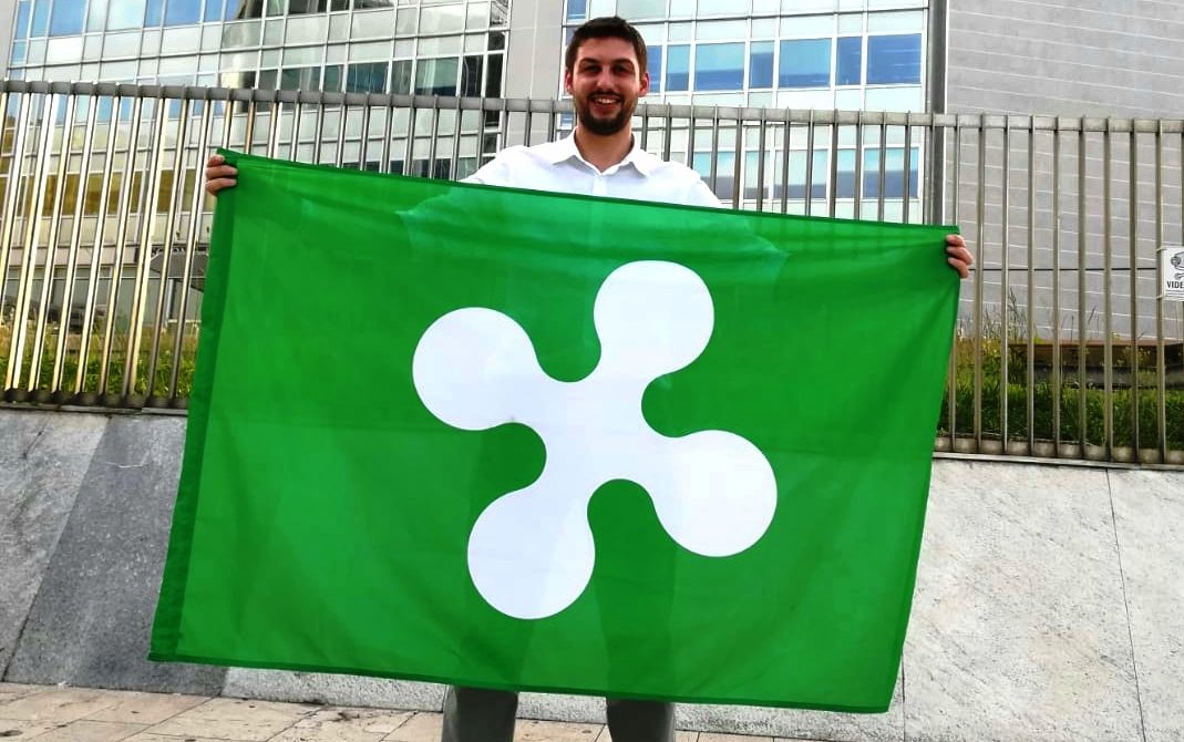 Lombardia, ecco la bandiera ufficiale ma…