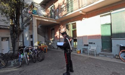 Aggredirono mediatore di Merate: richiedenti asilo già liberi