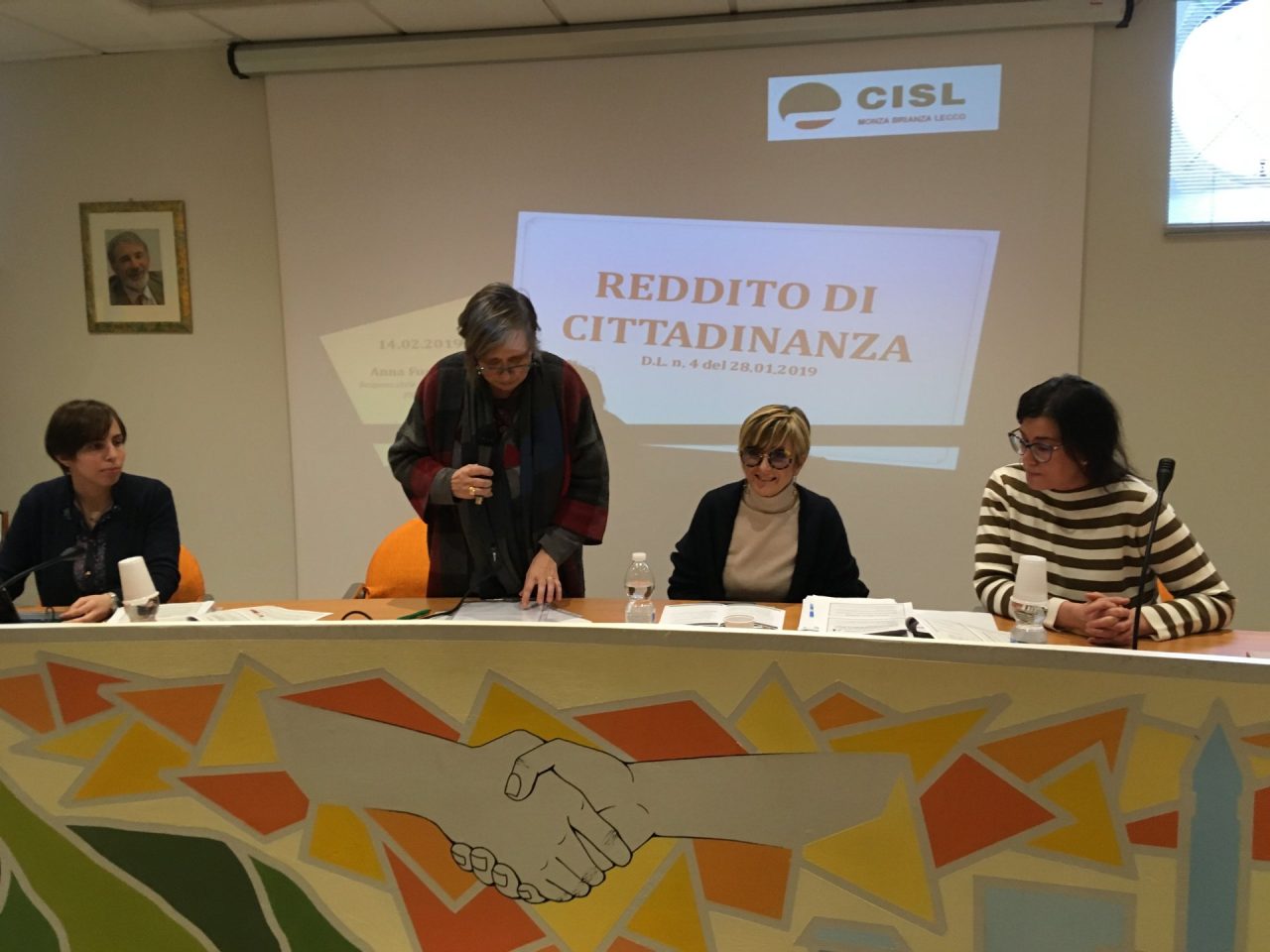 Reddito di cittadinanza? A Lecco lo vogliono (almeno) in 7000