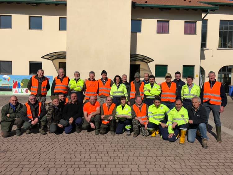 La Protezione Civile e i cacciatori puliscono il torrente Serta FOTO
