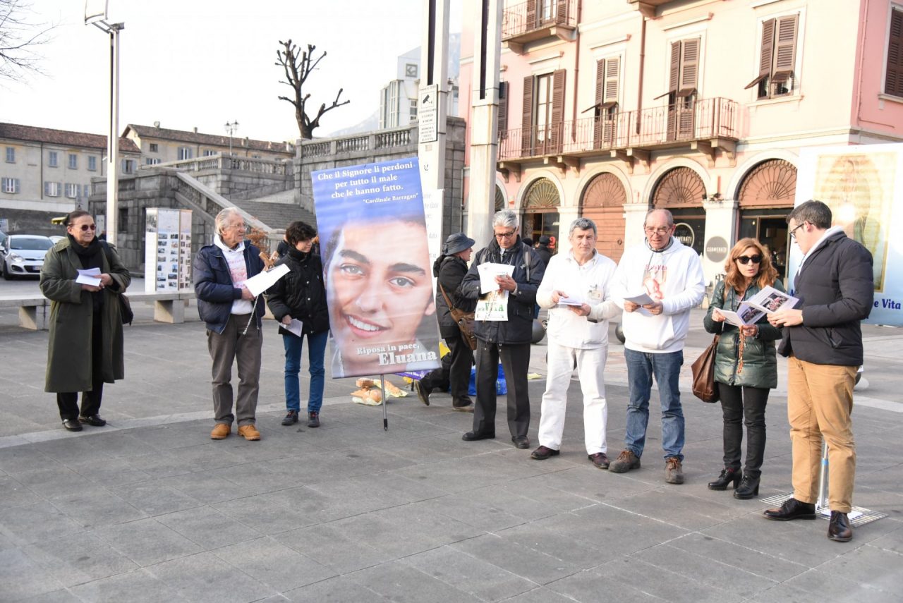 Crociati pro-Vita a Lecco nell’anniversario della morte di Eluana Englaro