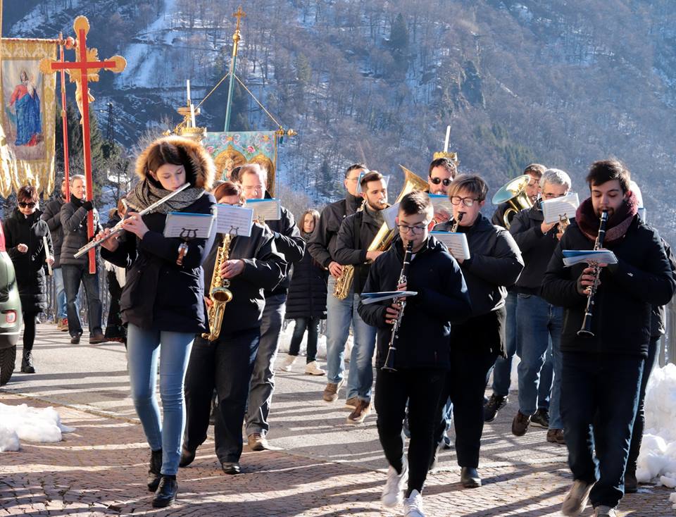 La Processione. - foto di Luca Brambilla - Tremenico, 5 febbraio 2019