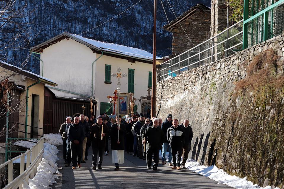 La processione - foto di Luca Brambilla - Tremenico, 5 febbraio 2019