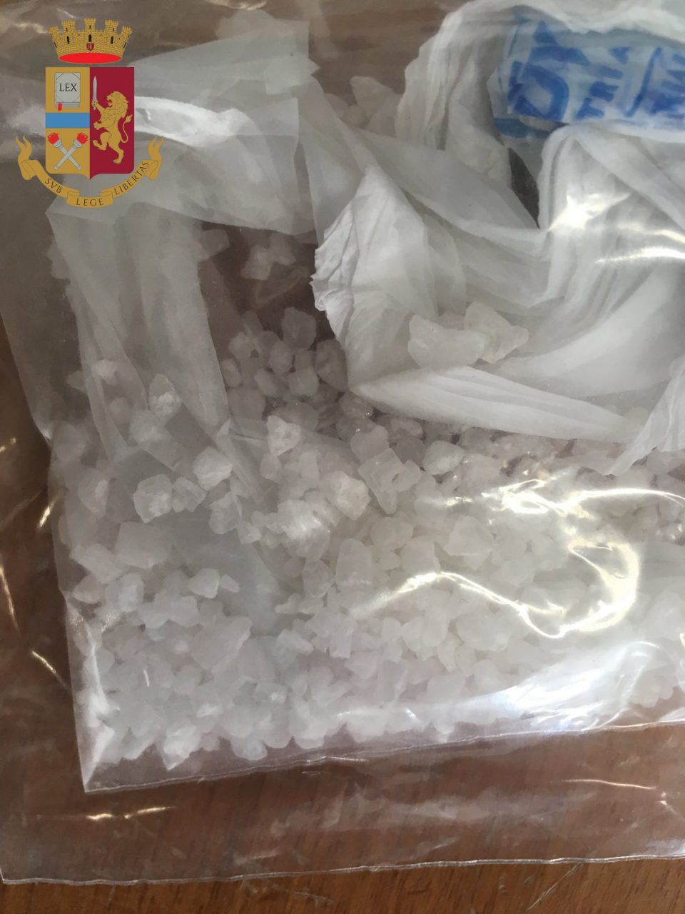 Dice di avere del sale grosso ma era la pericolosa droga Mdma: arrestato