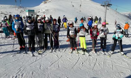 Studenti lecchesi ai Piani di Bobbio per i campionati di sci FOTO