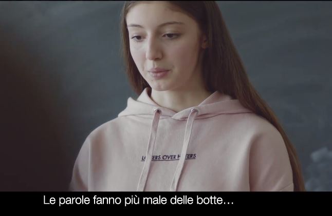 Oggi è la Giornata mondiale contro il bullismo e cyberbullismo. A Lecco il papà della ragazzina che si tolse la vita.