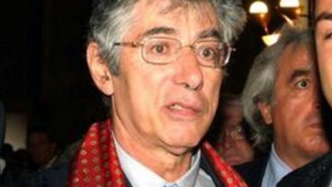 Umberto Bossi ricoverato a Varese dopo un malore in casa