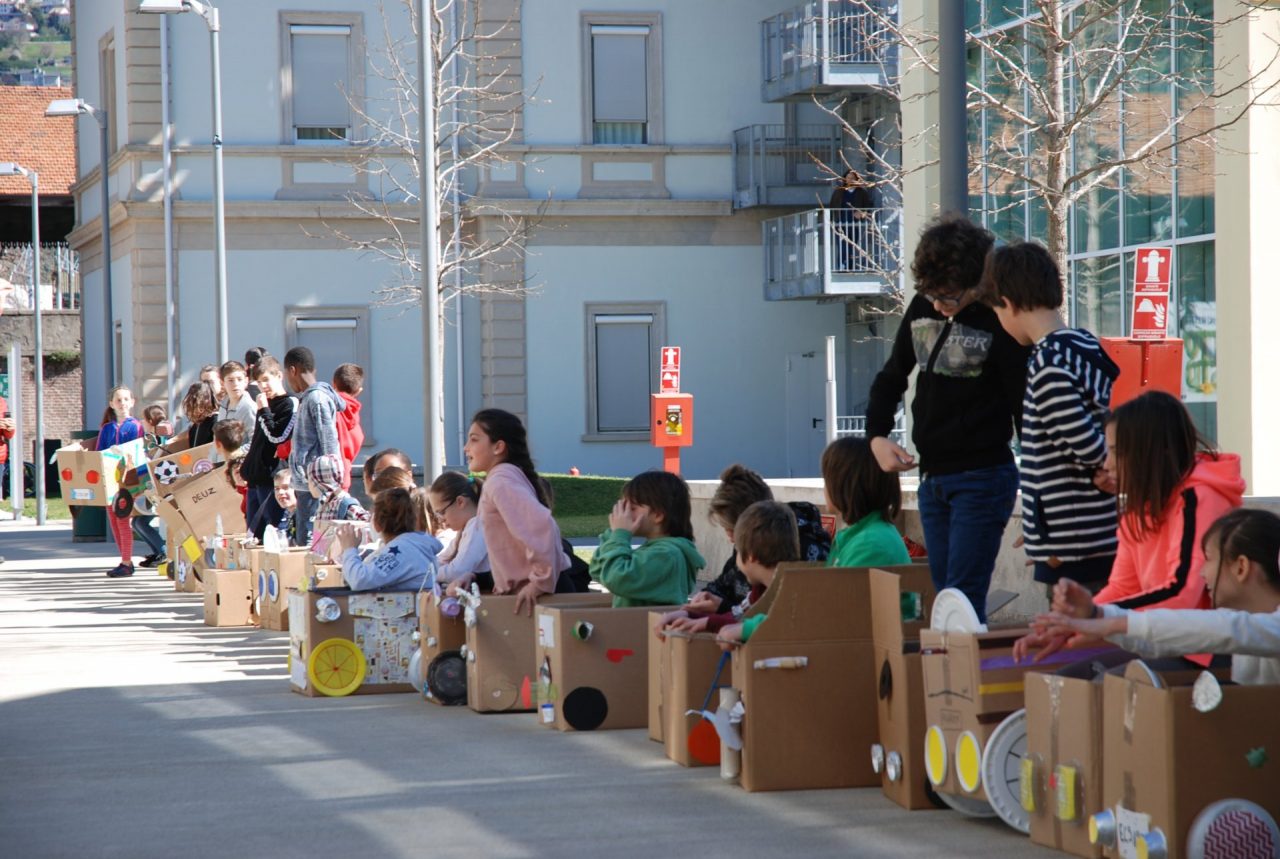Mobilità sostenibile, gli alunni di Acquate matricole al Politecnico