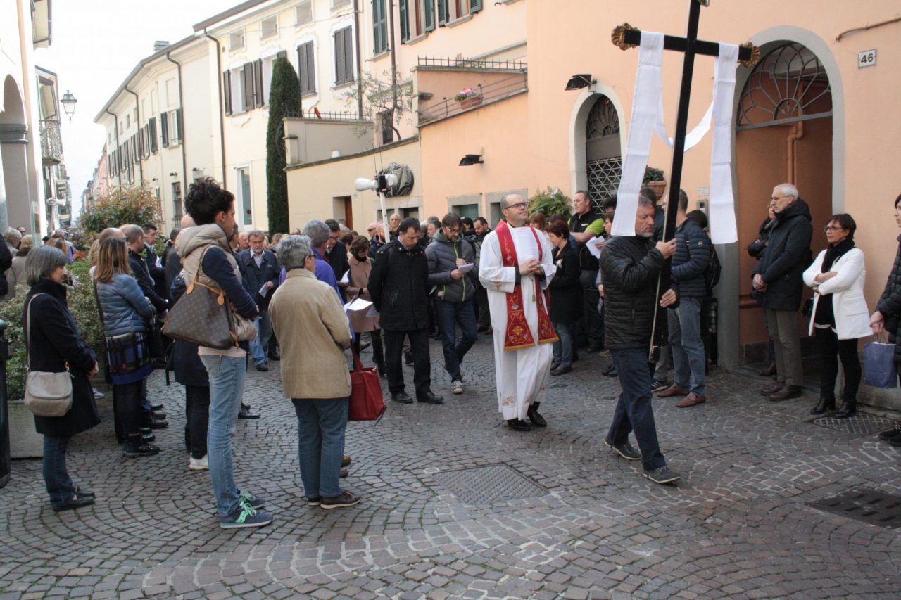Lecco celebra la Pasqua: stasera la Via Crucis