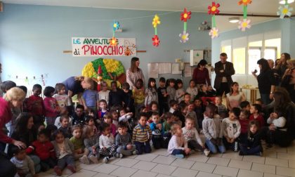 La scuola dell'infanzia inaugura l'angolo lettura donato dal Comitato Viale Verdi FOTO
