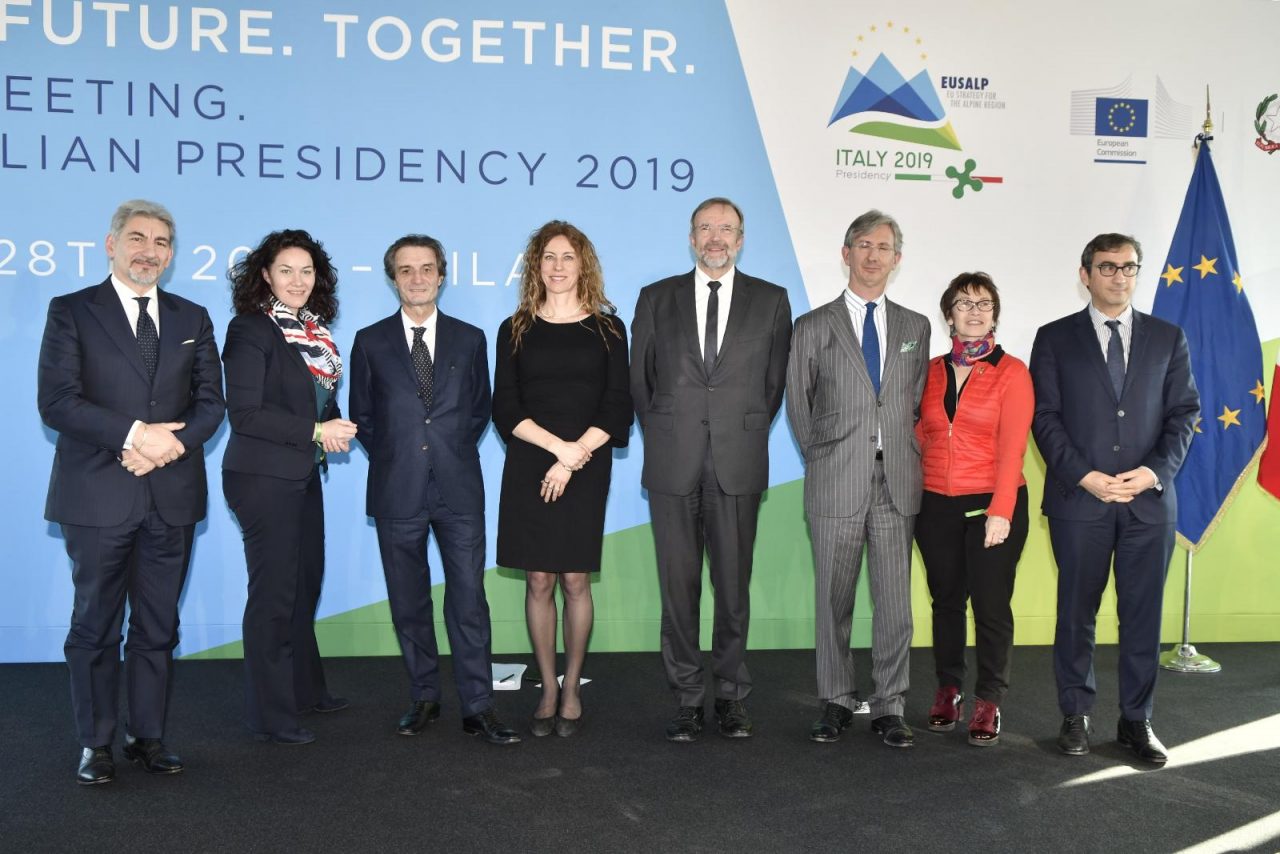 Lombardia alla guida della Strategia Alpina: “Puntiamo su sostenibilità e giovani”