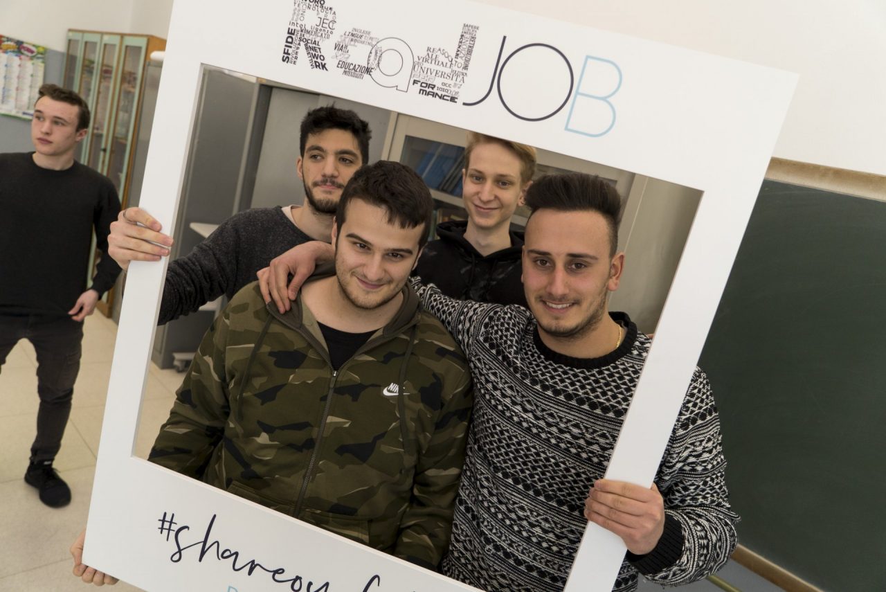 Roadjob: lunedì a Lariofiere va in scena il Career Day alla rovescia