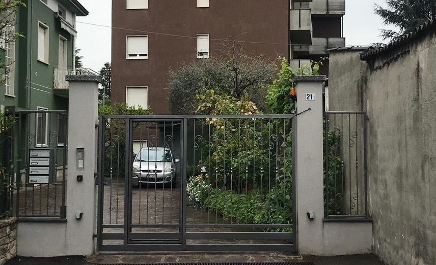 Accoltellato vicino a casa: ecco chi è la vittima dell’aggressione di Pasquetta