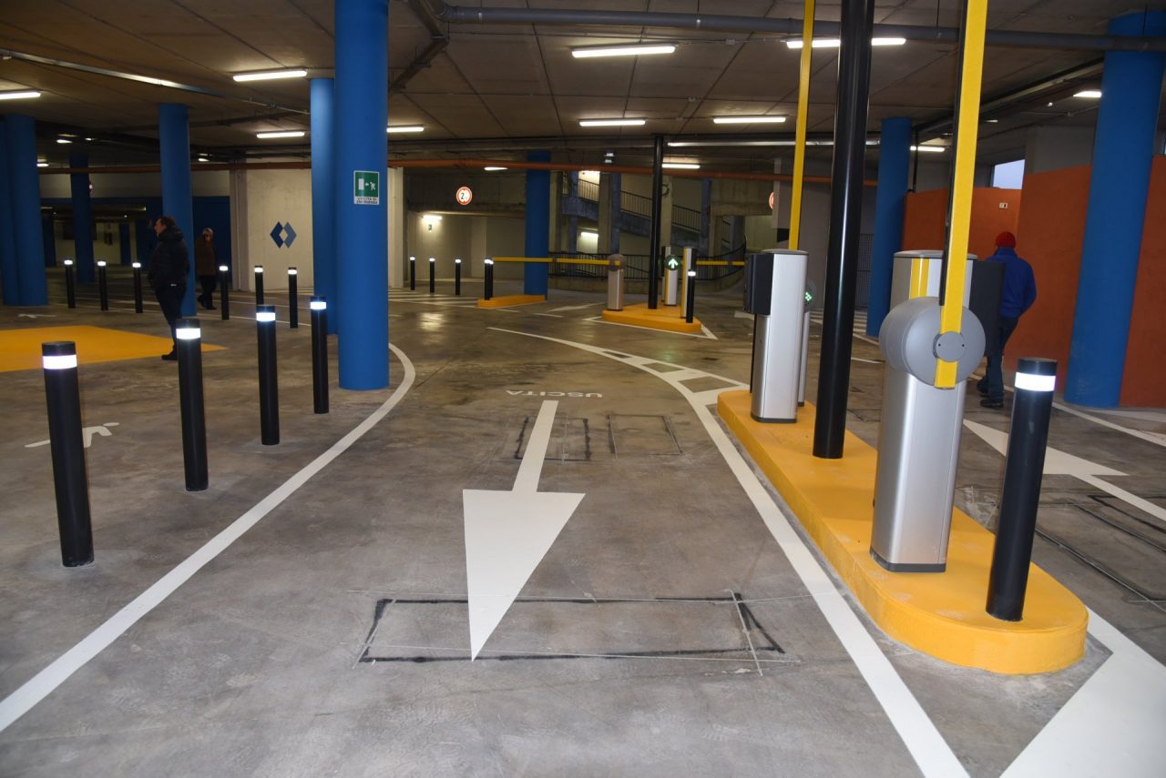 Parcheggiare a Lecco: nuovi abbonamenti e presto la mappa