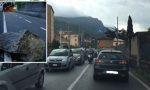 Statale 36 chiusa: in corso le ispezioni sul fronte della frana. Traffico in tilt FOTO E VIDEO