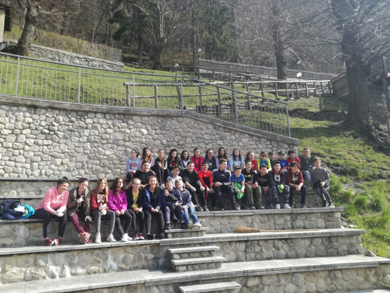 Quasi 200 persone alla “Giornata del verde pulito” a Premana FOTO