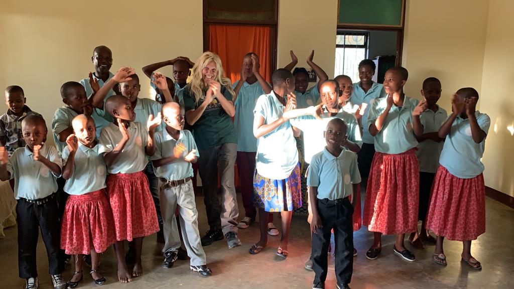 Maria Teresa Ruta: un sorriso in più per la Casa degli Angeli della Onlus lecchese La carovana del Sorriso